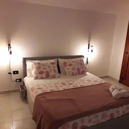 Near The Sea Via Cattaro Apartman